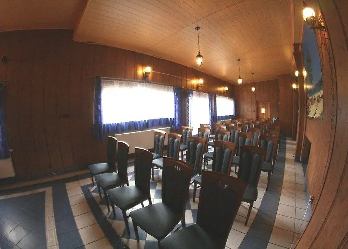 Daisy Budget 克拉科夫