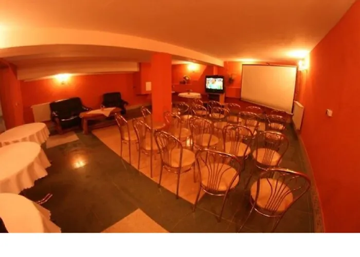 Daisy Budget * 克拉科夫