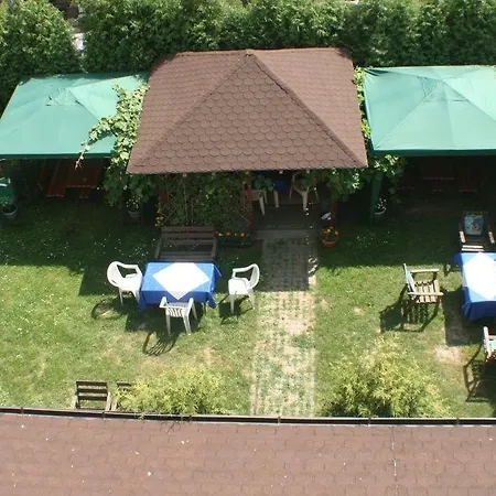 فندق Daisy Budget