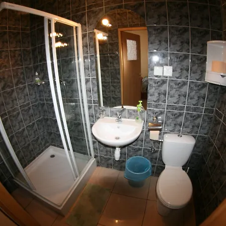 Daisy Budget فندق *