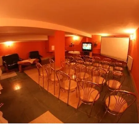 Otel Daisy Budget